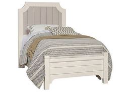 Bungalow Home Upholstered Bed (744-331) Twin & Full with a Lattice finish